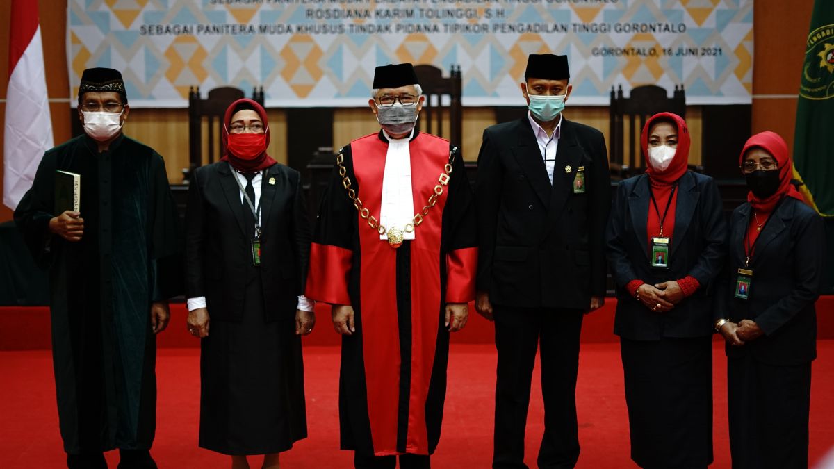 Sumpah Jabatan Panmud Perdata dan Panmud Tipikor PT Gorontalo