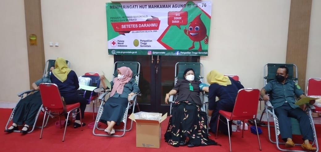 Kegiatan Bakti Sosial Donor Darah di Pengadilan Tinggi Gorontalo