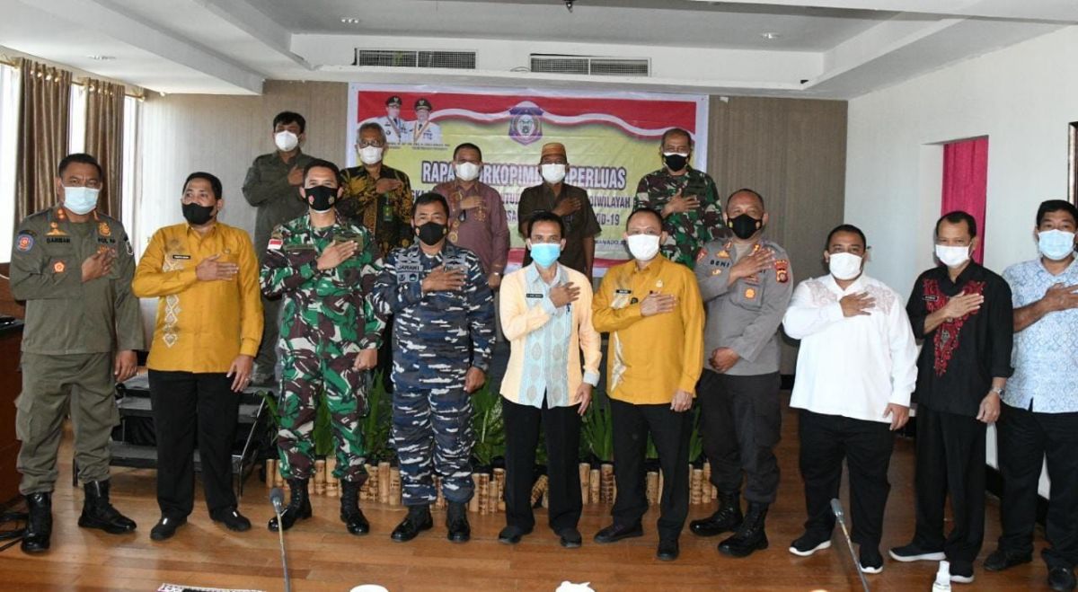Ketua Pengadilan Tinggi Gorontalo Ikuti Rapat Forkopimda