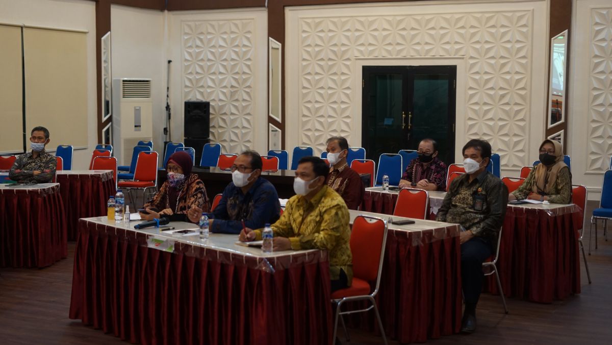 Pengadilan Tinggi Gorontalo Mengikuti Pembinaan Bidang Teknis dan Administrasi Yudisial oleh Pimpinan Mahkamah Agung RI