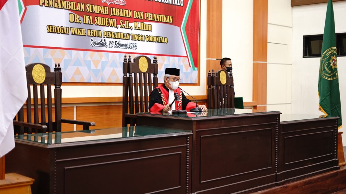 pengambilan sumpah ifa sudewi