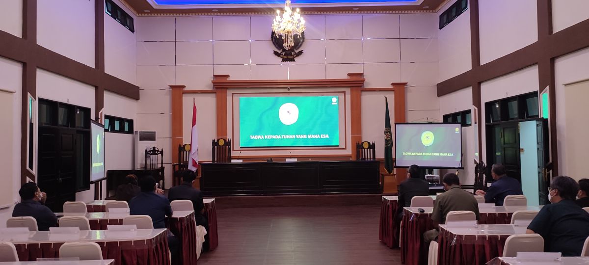 Pengadilan Tinggi Gorontalo mengikuti Sidang Paripurna Khusus Mahkamah Agung